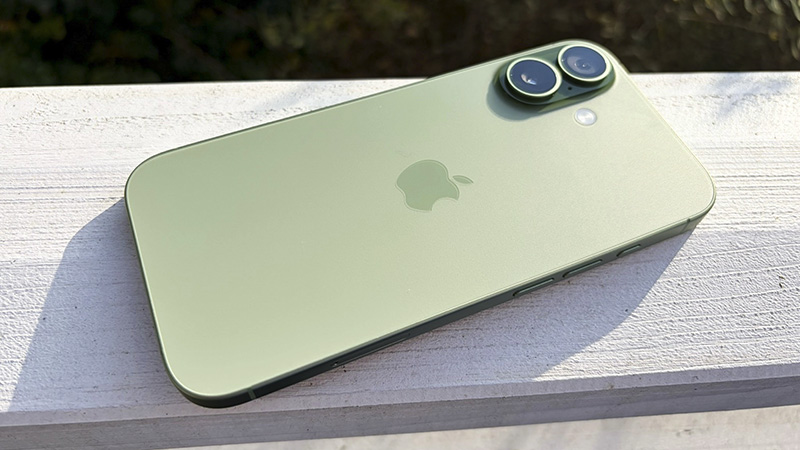 dong-iPhone-17-tang-gia-3