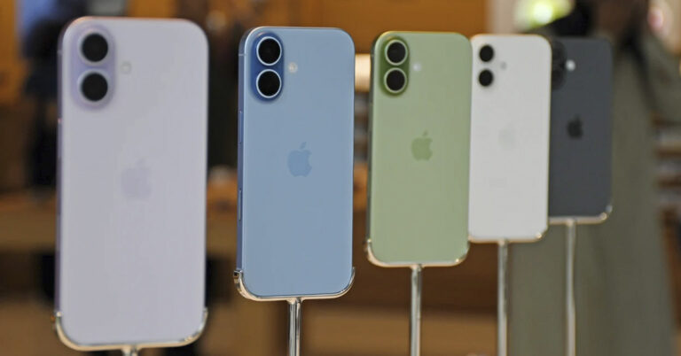 dong-iPhone-17-tang-gia-thump