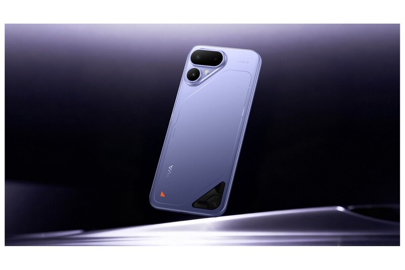 TECNO POVA Curve 2 5G màu tím với màn hình AMOLED cong