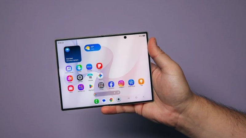 Samsung Galaxy Z Fold 8