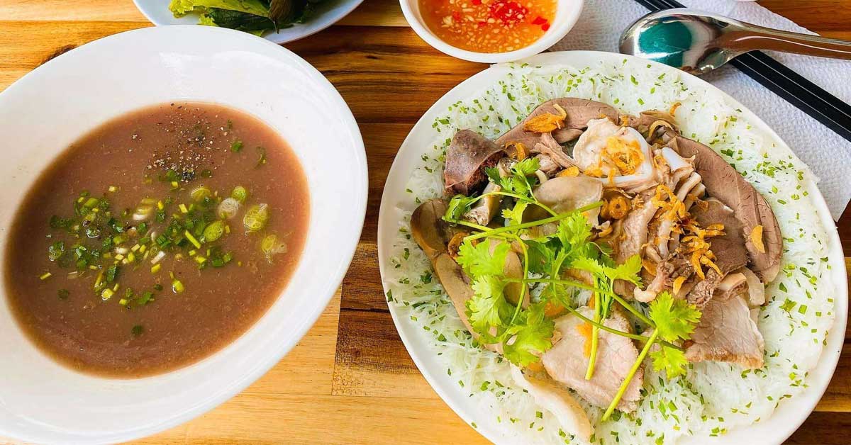 banh-hoi-chao-long
