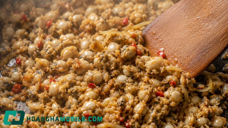 4 biến tấu hến xào