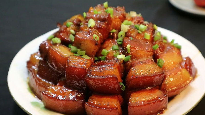 kho-thit-bang-noi-nau-cham-4
