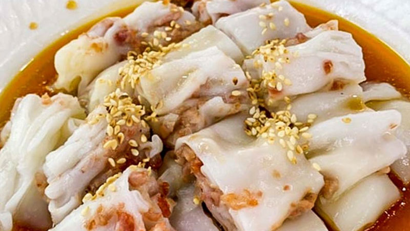 lam-banh-cuon-bang-noi-com-dien-2