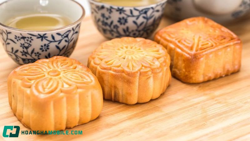 nuong-banh-trung-thu-bang-noi-chien-khong-dau-2