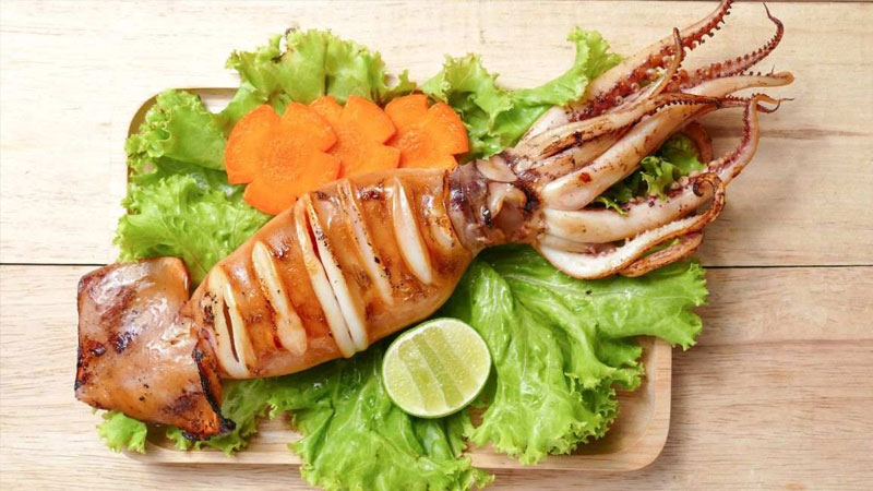 nuong-muc-bang-lo-nuong-1