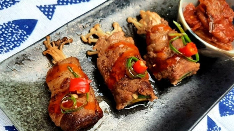 thit-bo-cuon-nam-kim-cham-noi-chien-khong-dau-3